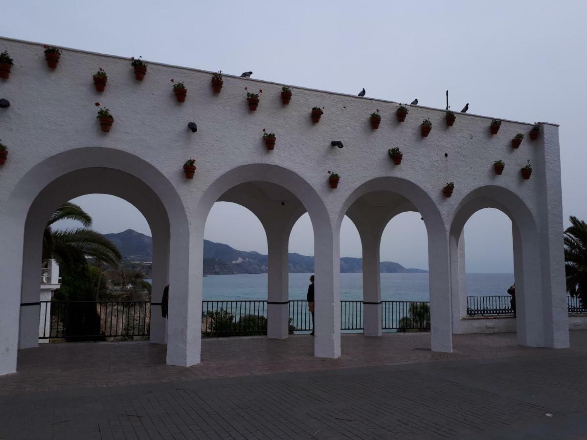 Calle Antonio Millon Nerja Exterior photo
